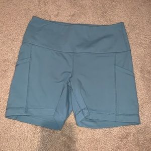 Yogalicious compression shorts